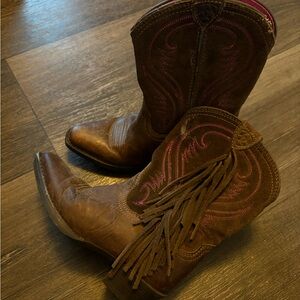 Ariat Brown Boots with Pink Girl’s